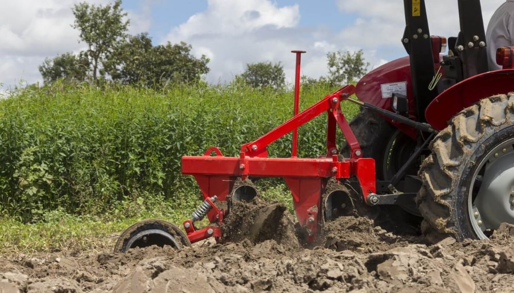 Exploring Disc Plough Application and Adjustment Methods